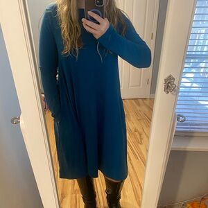 Elegant Teal Long Sleeve Dress